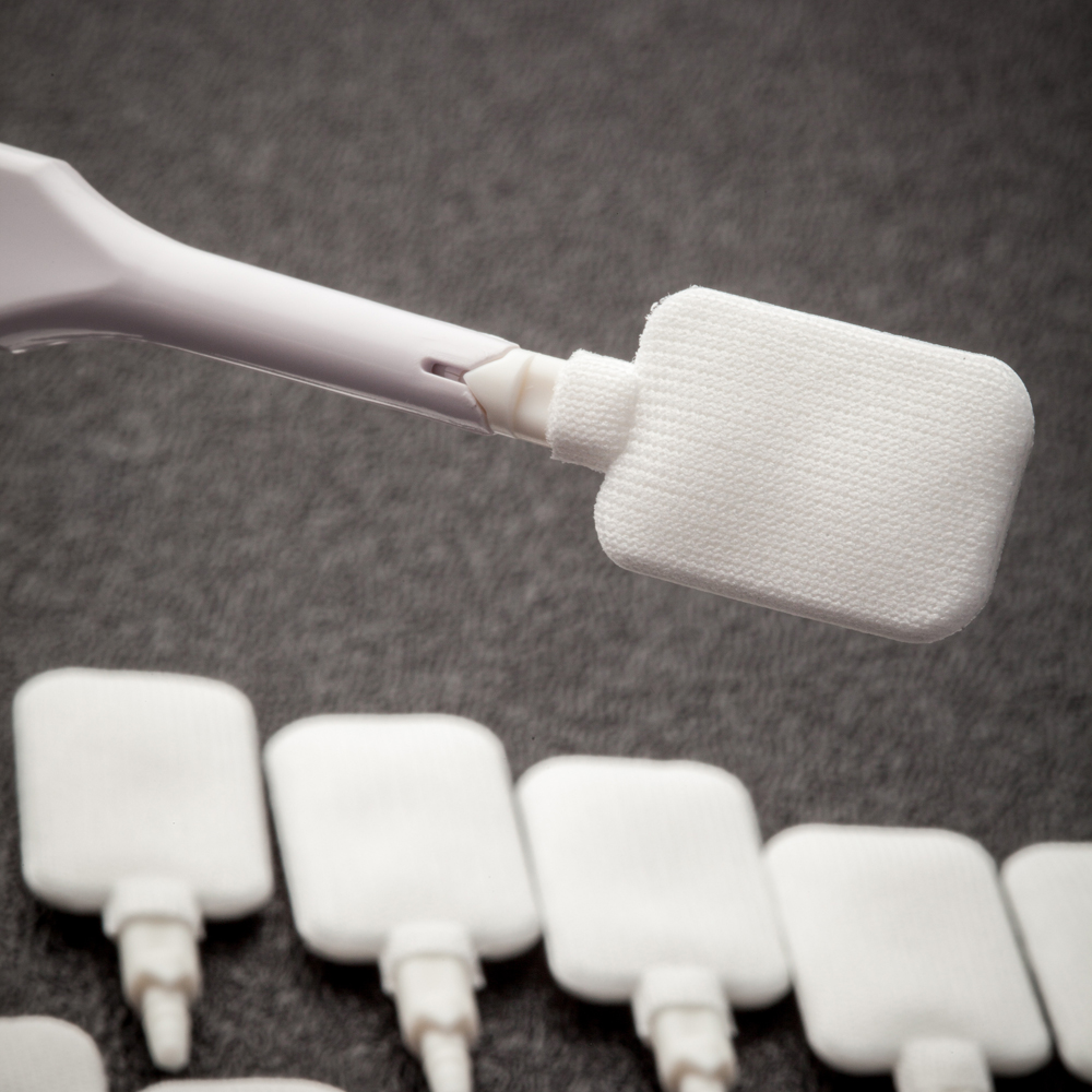 FoamTec HT200B SurfCHECK Swab Close Up